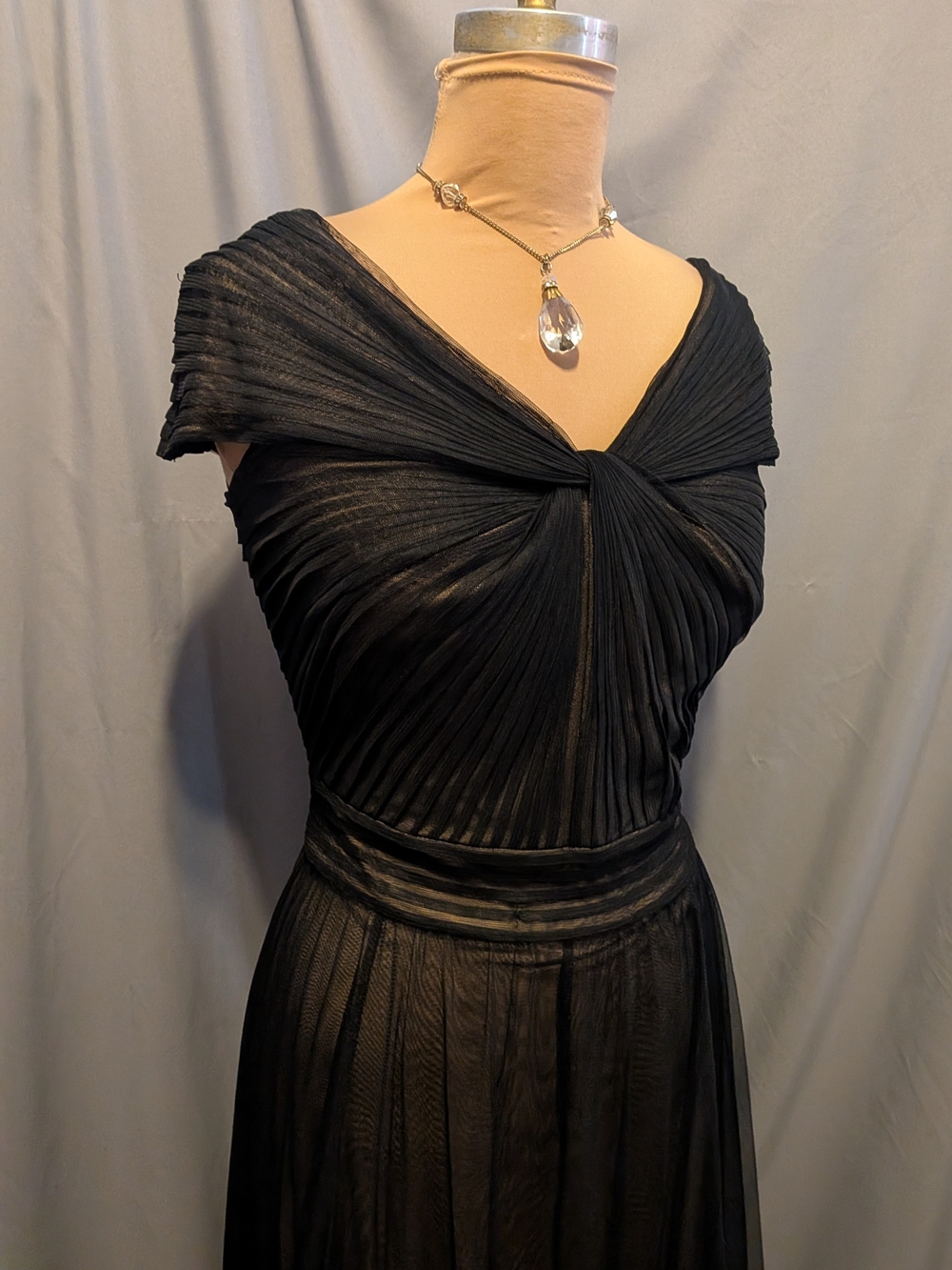 Tadashi Shoji Black Pleated Sheer Maxi Dress Size 4 - Picture 6 of 12